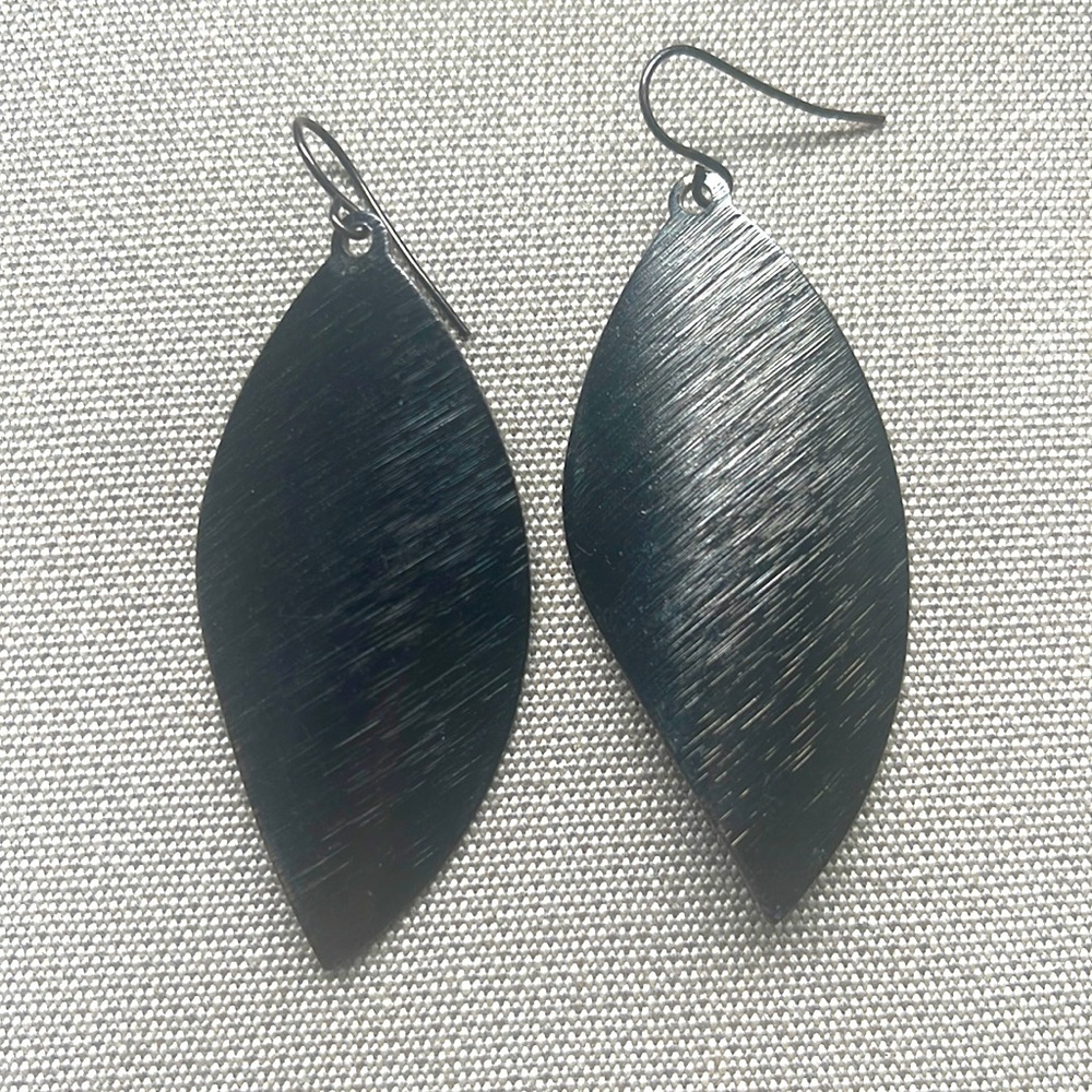 BUY 2 for $10 - Gunmetal drop earrings - never worn